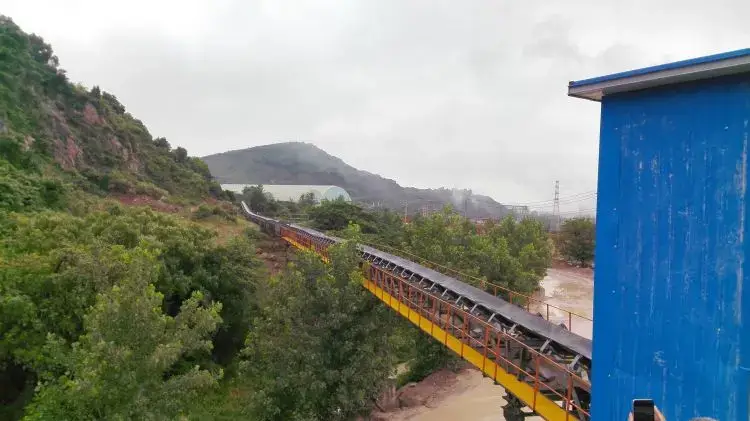 long distance belt conveyor.webp