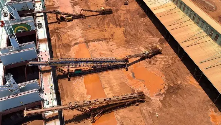 mobile shiploader.webp